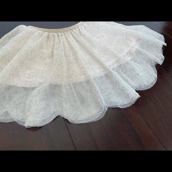 Zara scallop edge tulle skirt, size 18-24mo - Picture 4 of 5